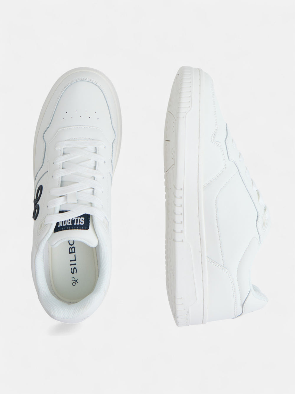 White casual sport shoe