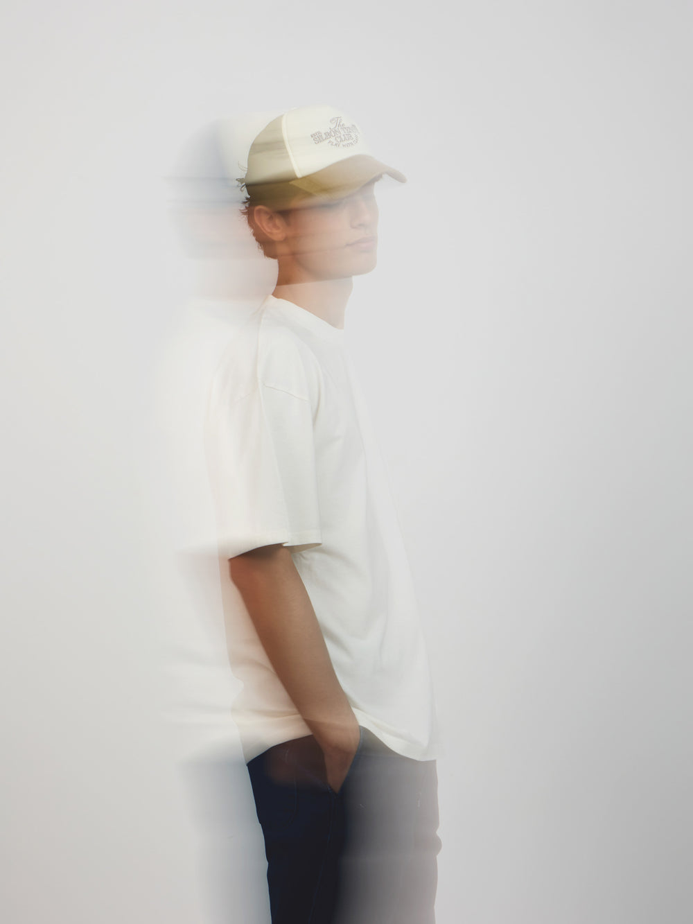 Camiseta relaxed fit market crema