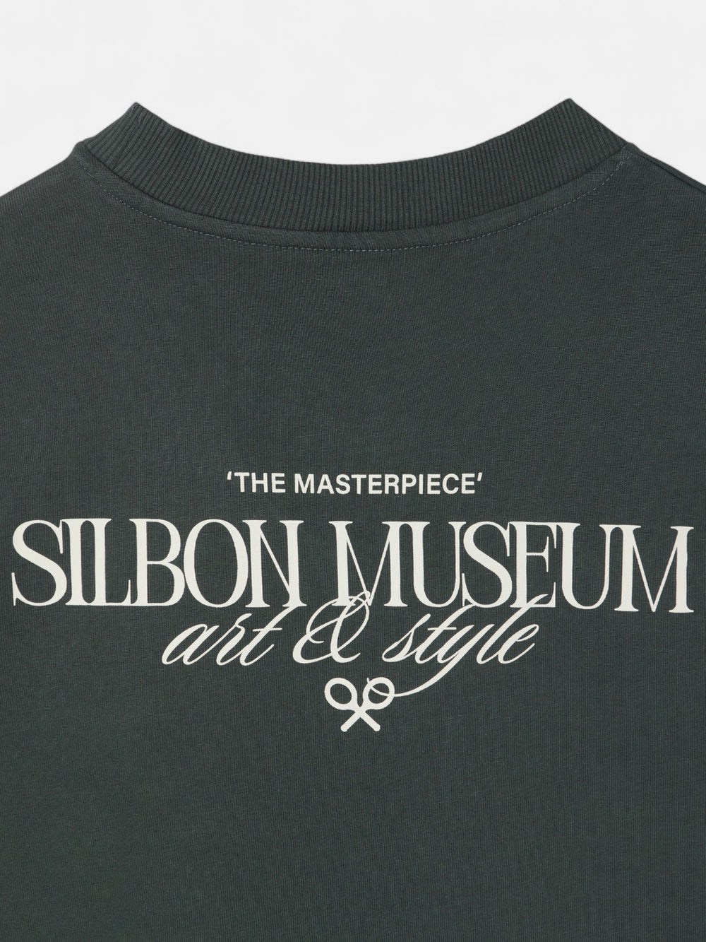 Relaxed fit museum green t-shirt