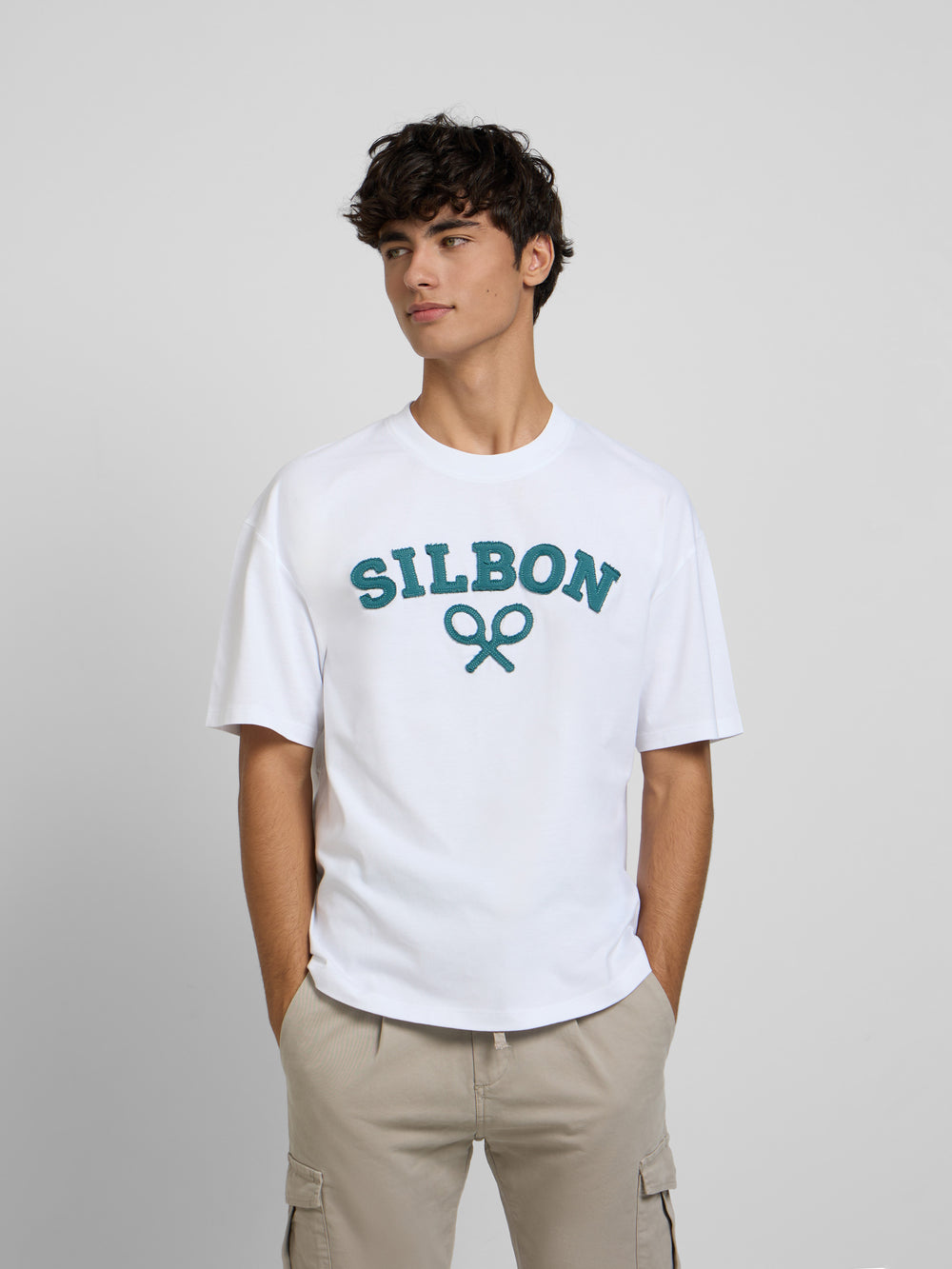 Camiseta relaxed fit raqueta media blanca