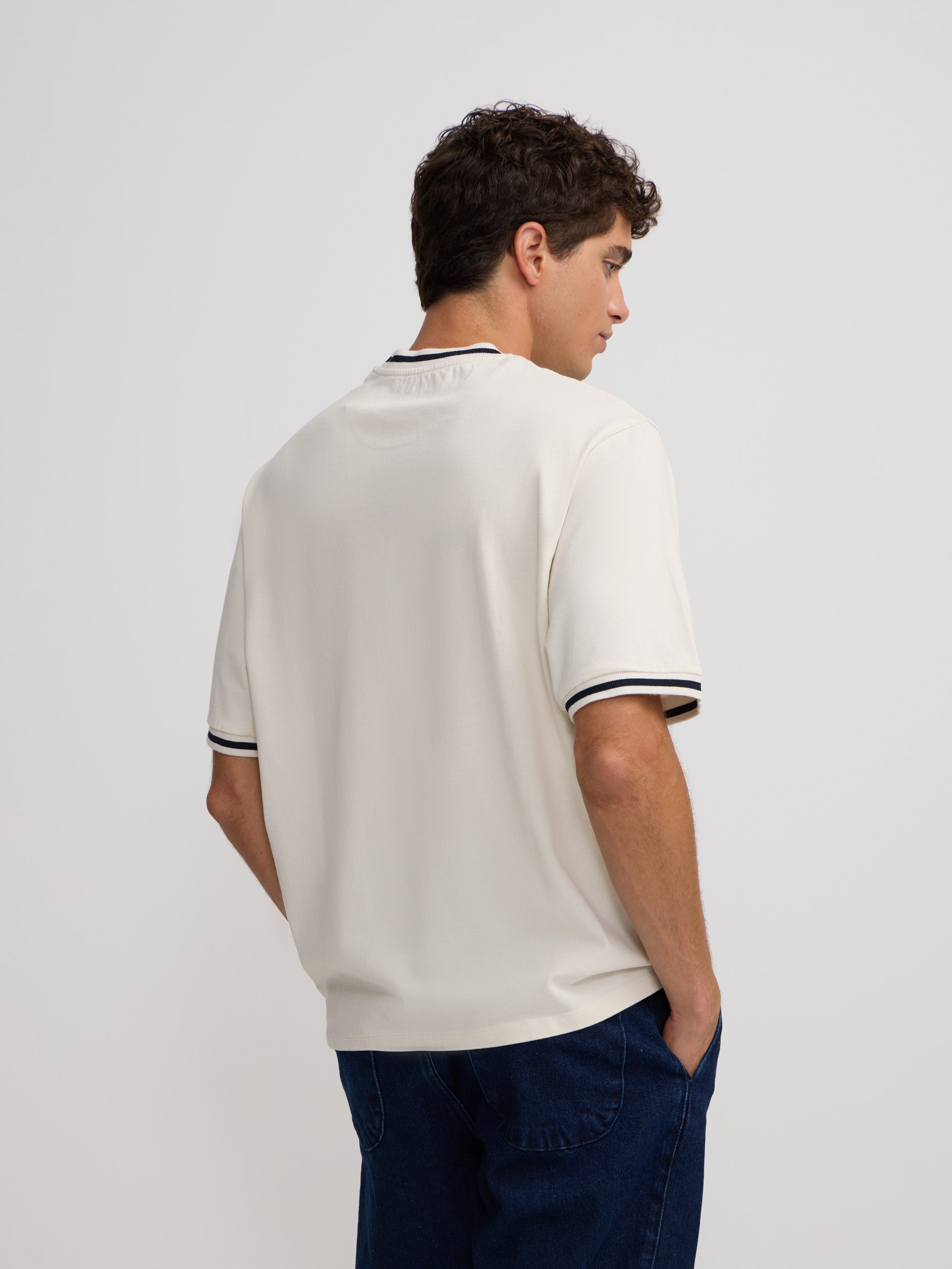 Camiseta special fit silbon sport crema