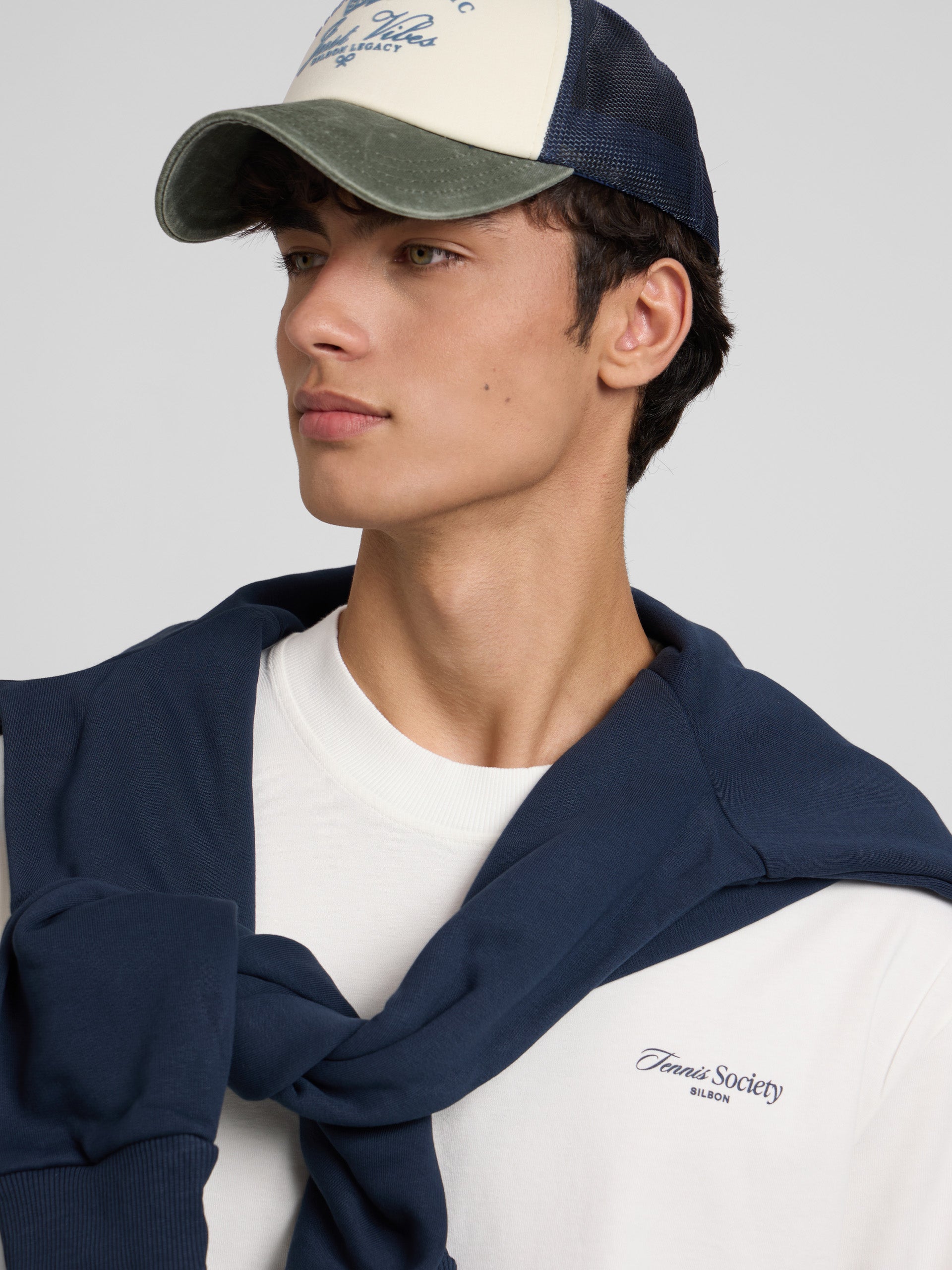 Special fit tennis society cream t-shirt