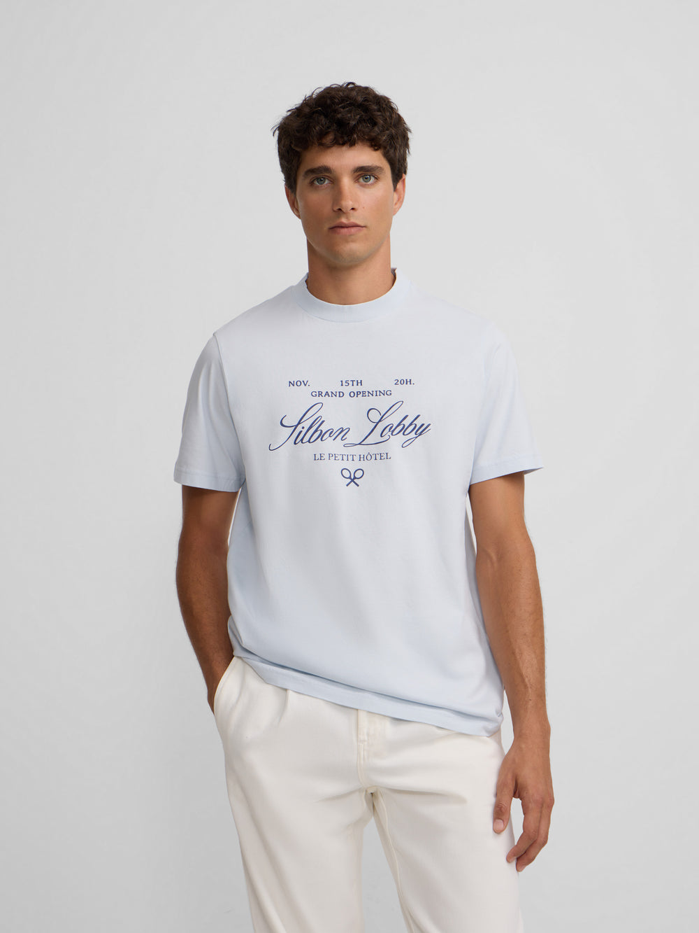 Camiseta petit hotel azul claro