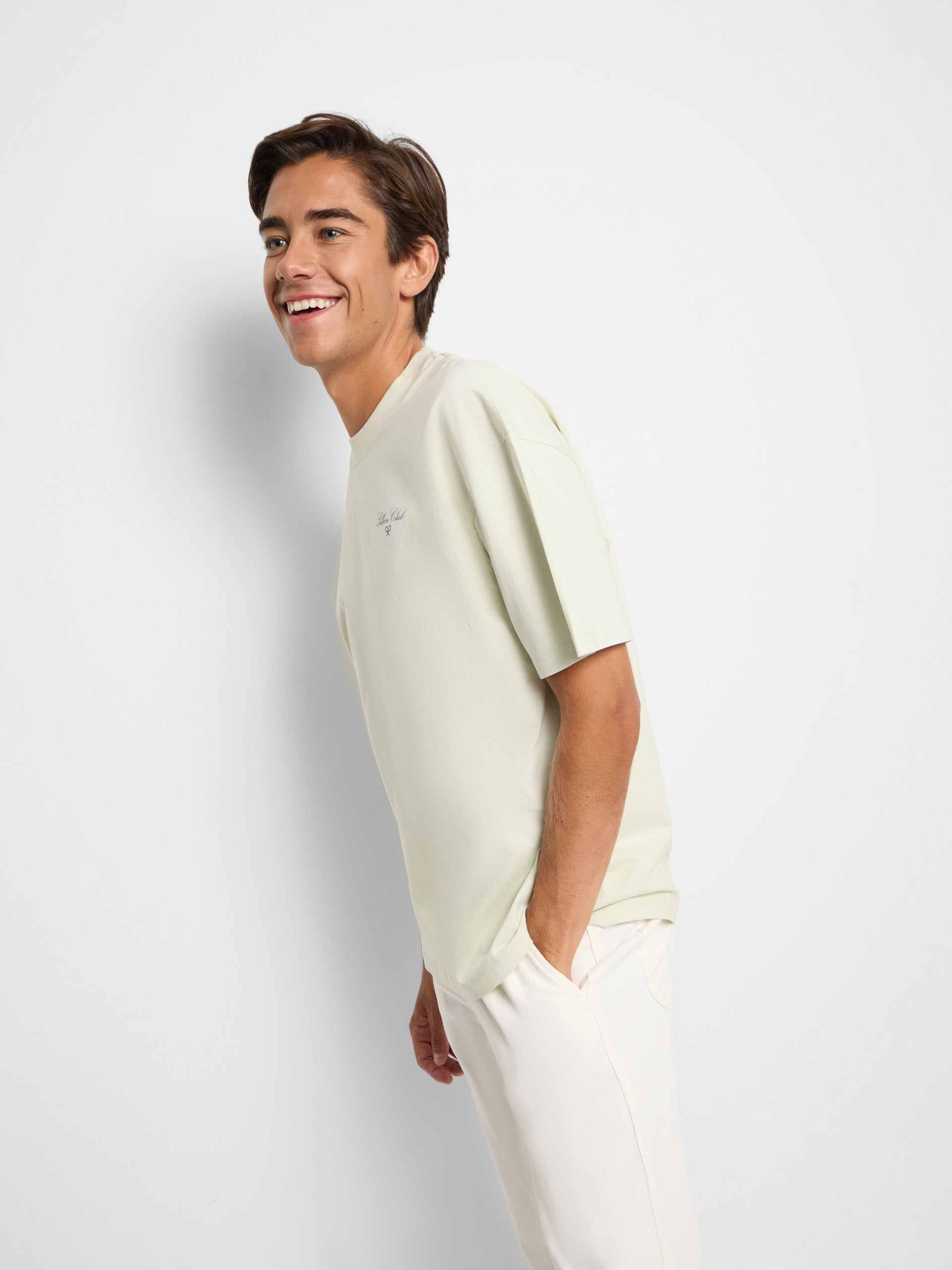 Camiseta relaxed fit art style verde claro