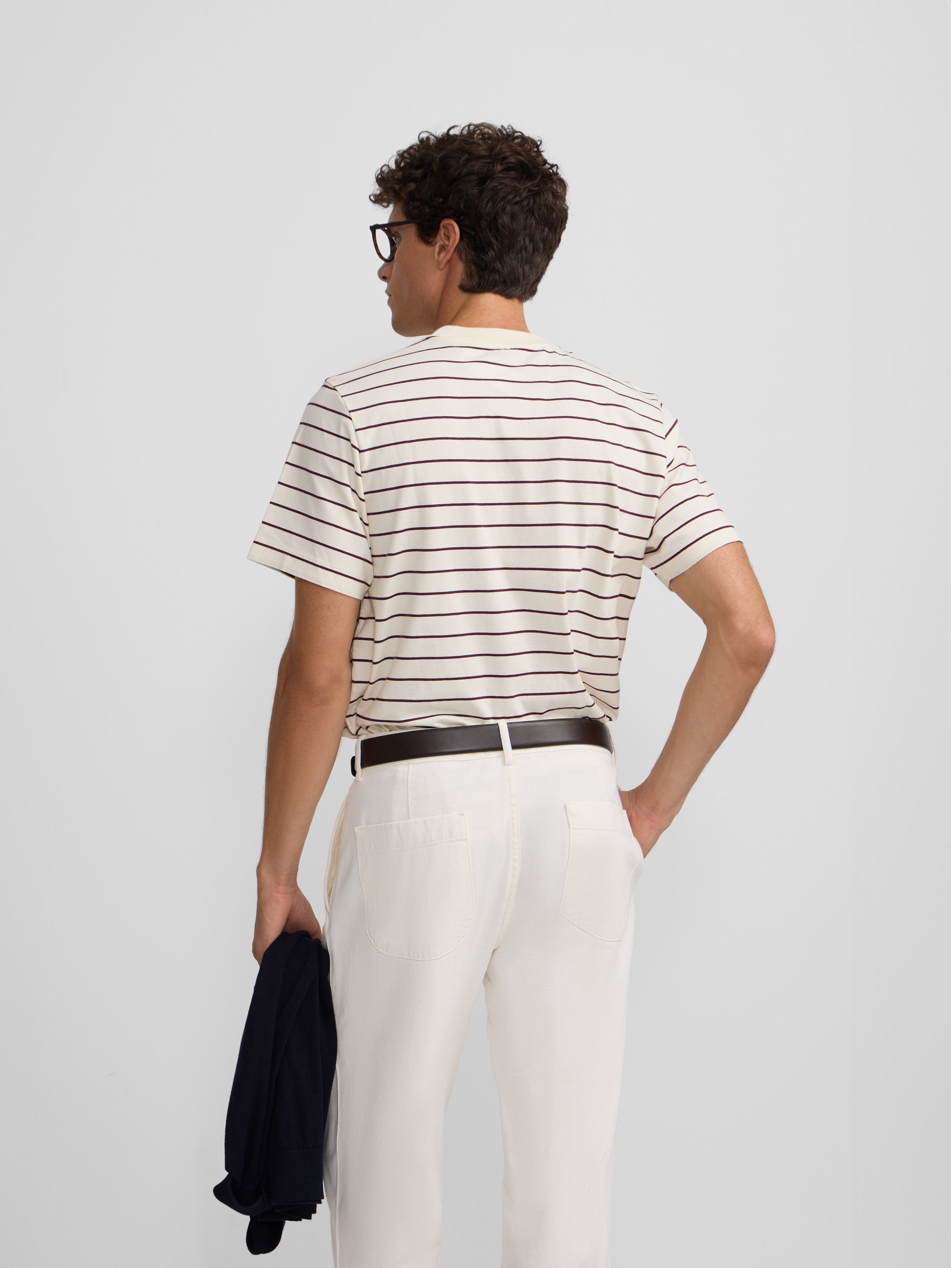 Camiseta raya fina burdeos crema