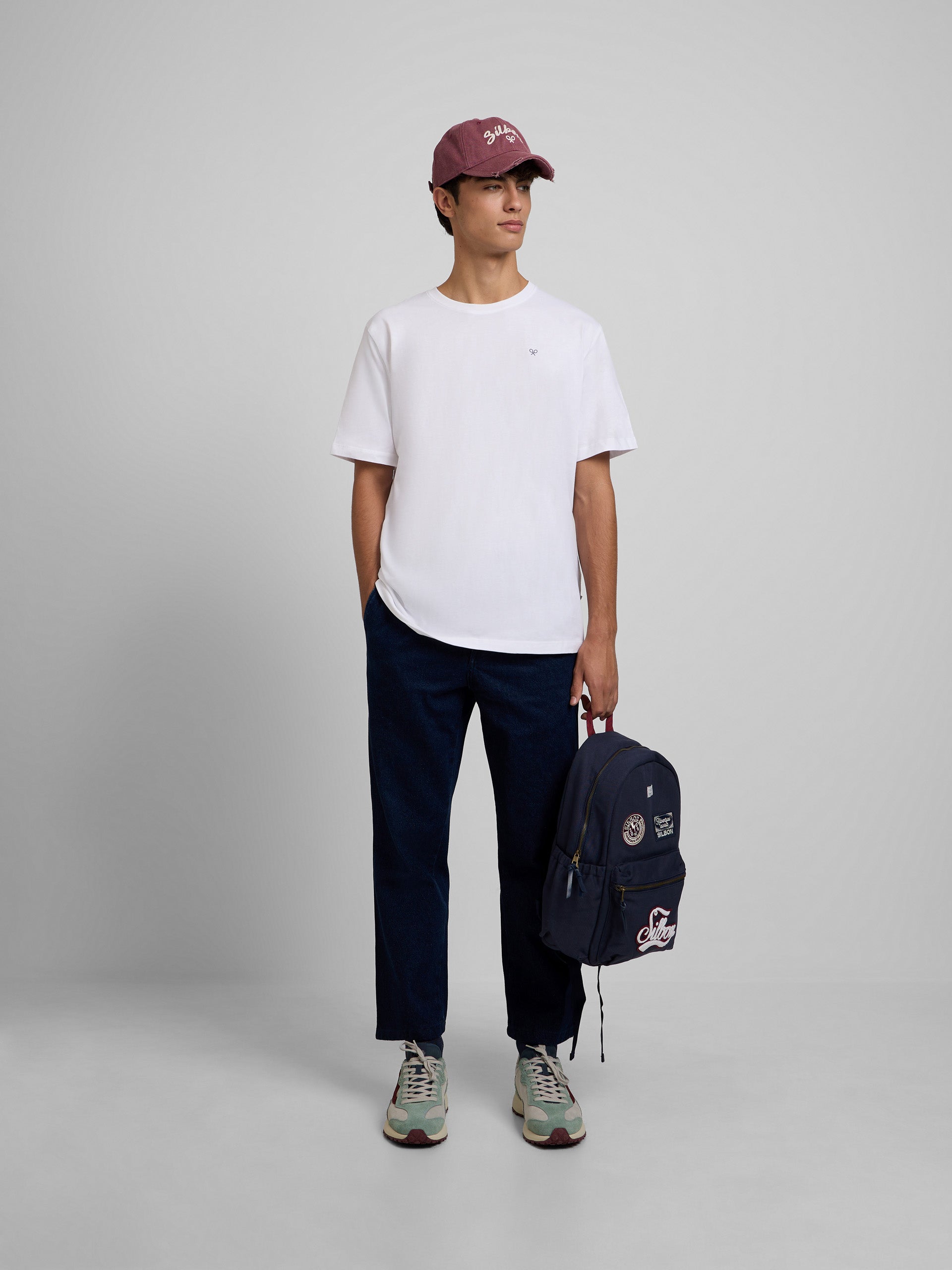 White multicolor ethnic circle t-shirt