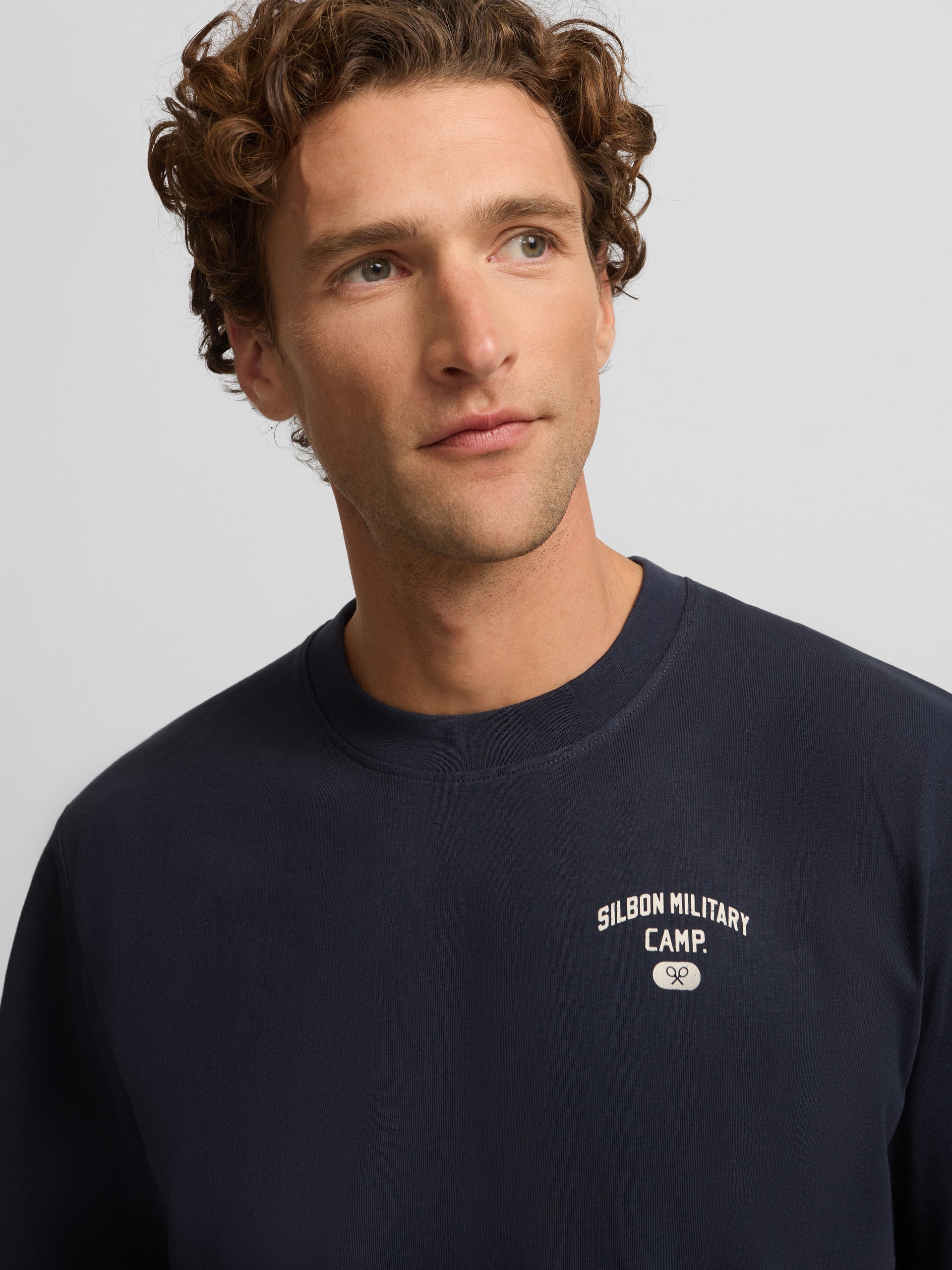 Camiseta special fit military camp azul marino