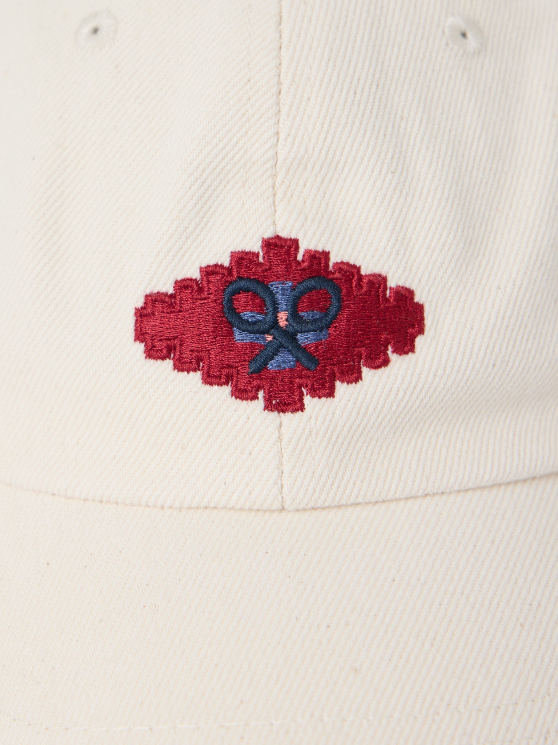 Casquette à patch ethnique beige