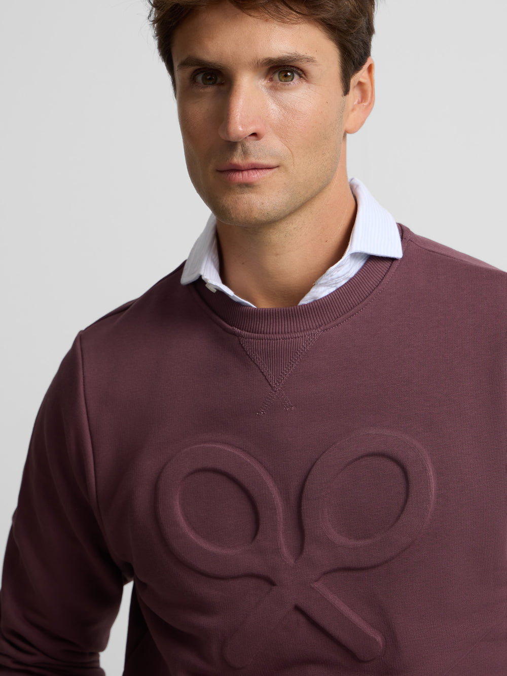 Sudadera clasica logo relieve burdeos