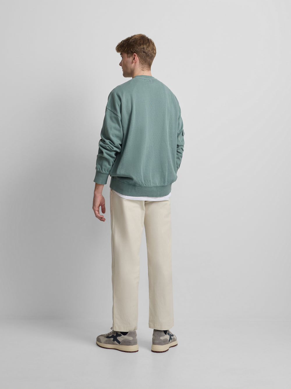 Sudadera relaxed fit logo garment dye gris azul