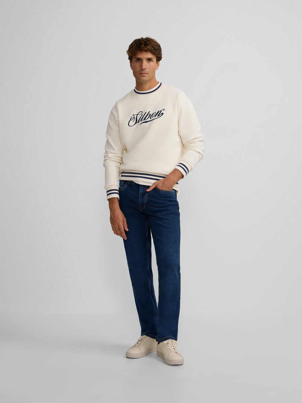 Sweatshirt rétro lettrage crème