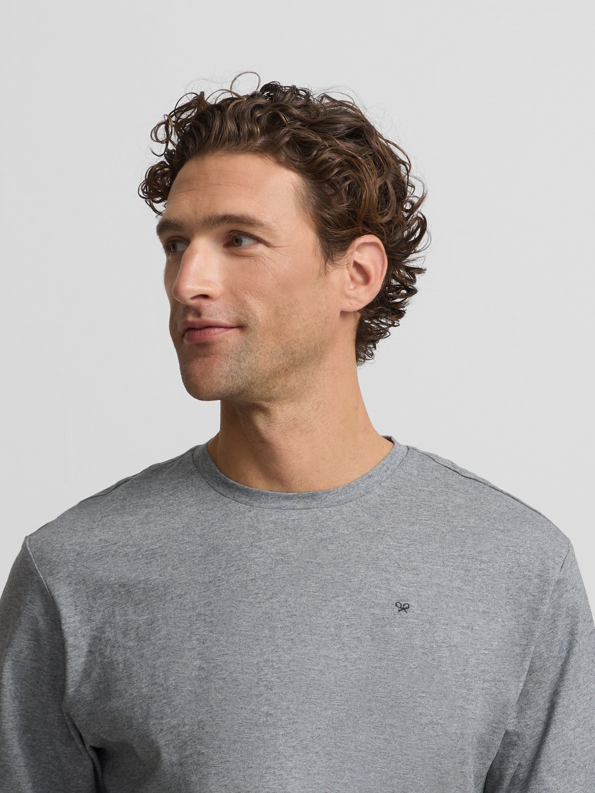 pyjama bleu marine à fines rayures