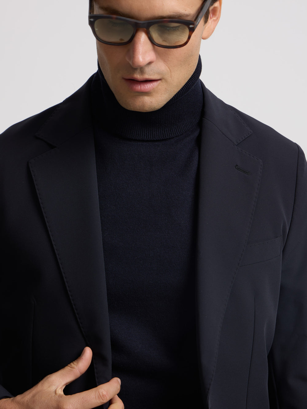 Americana tecnica azul marino