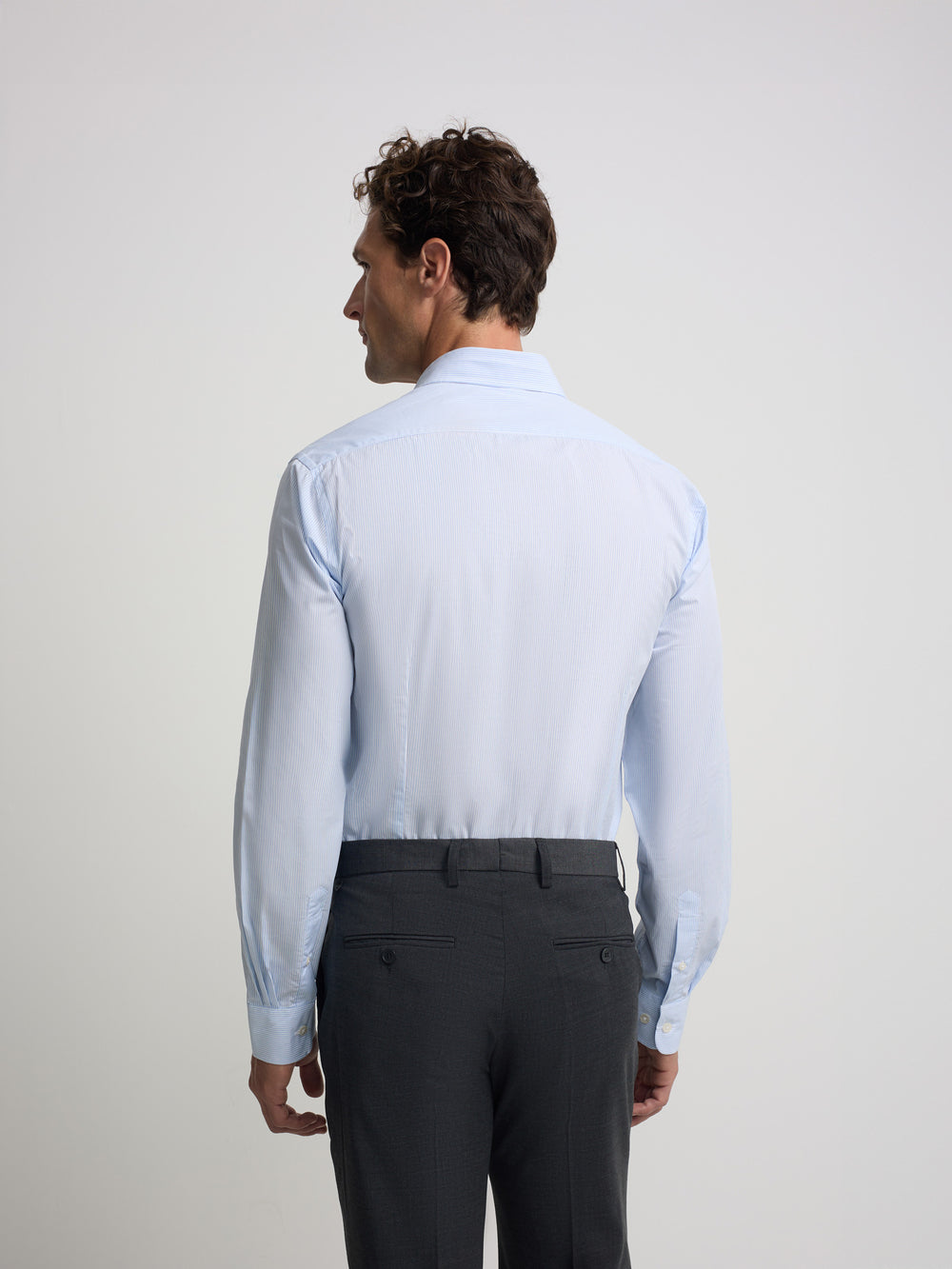 Camisa vestir estructura celeste clara