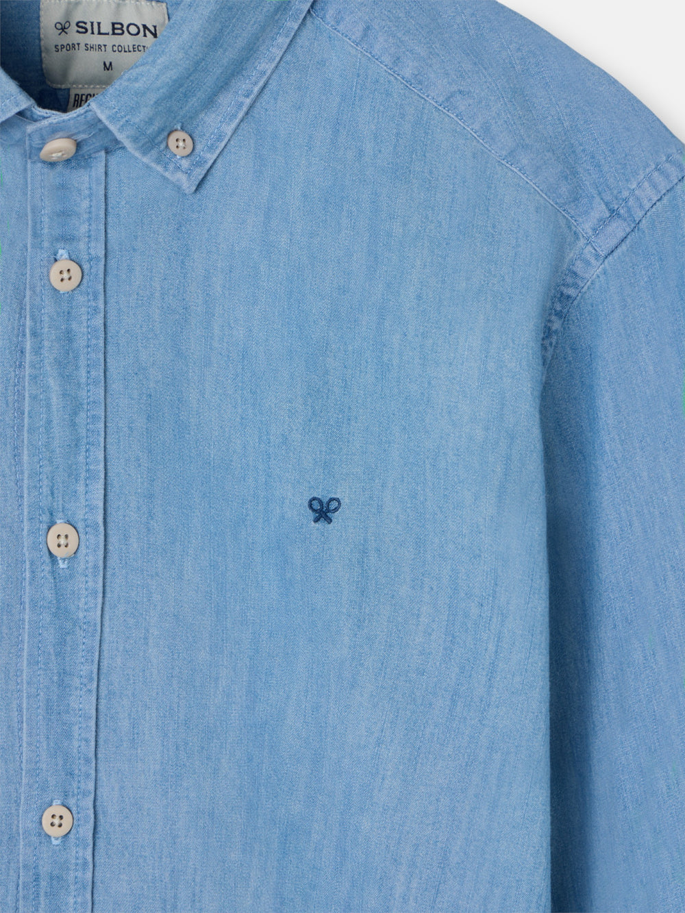 Chemise sport en jean bleu clair coupe classique