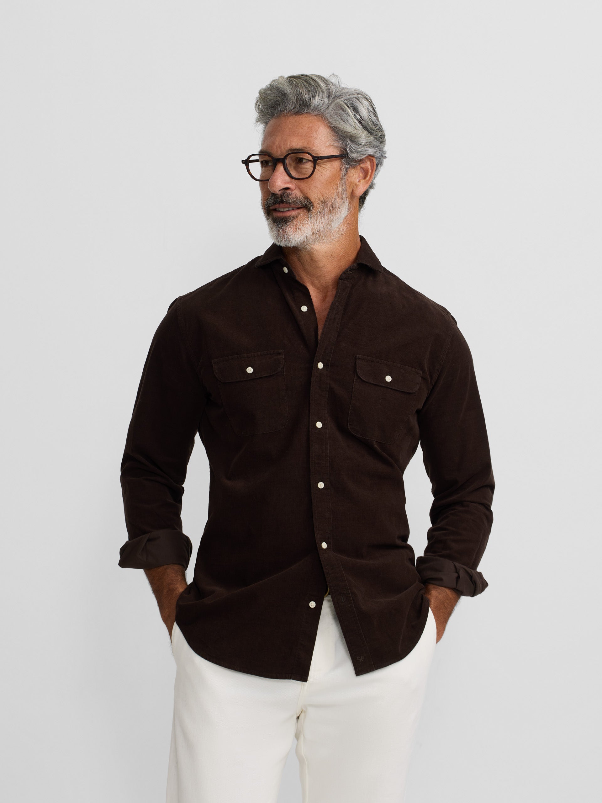 Corduroy sport shirt with brown pockets