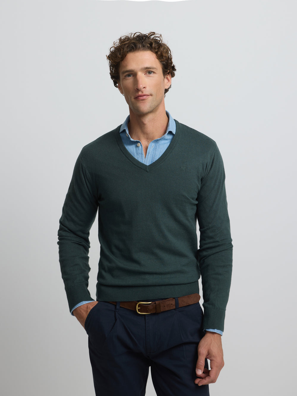 Pull col V rétro vert foncé