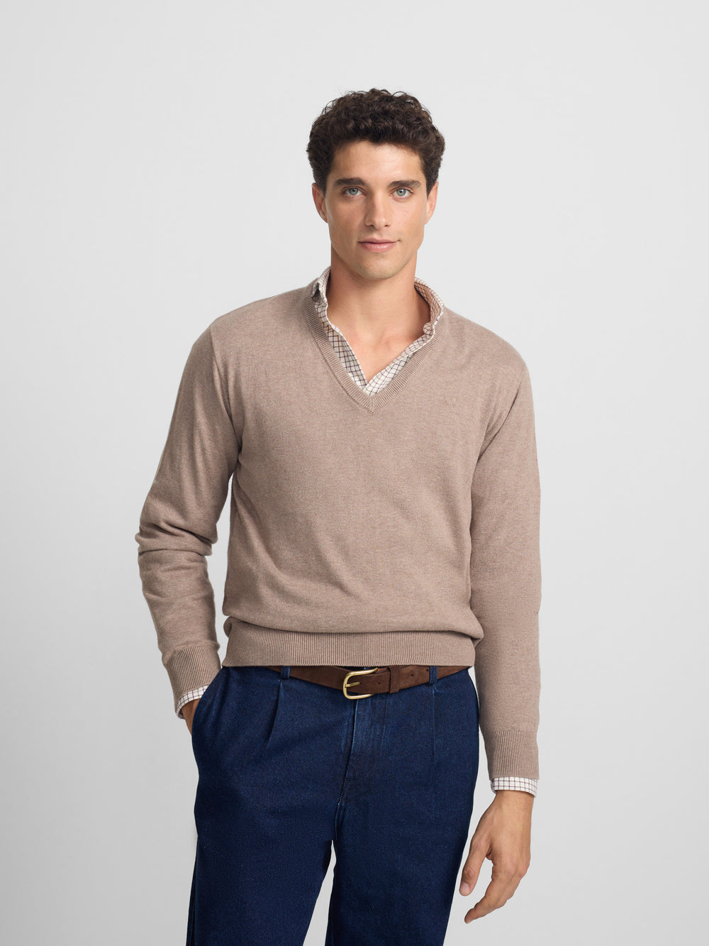 Light brown retro V-neck sweater