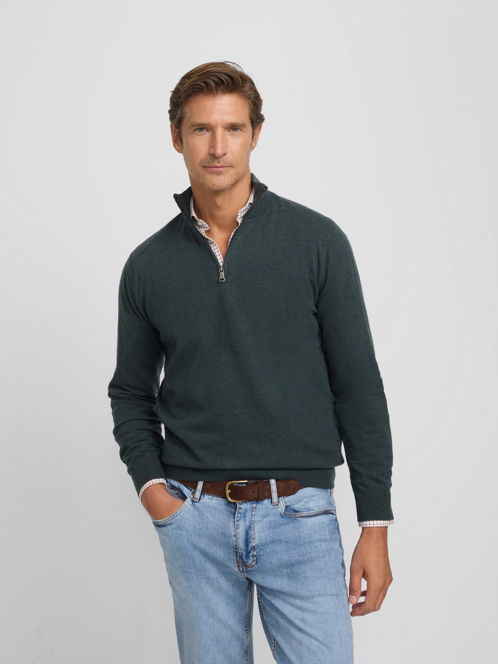 Medium green half-zip jersey