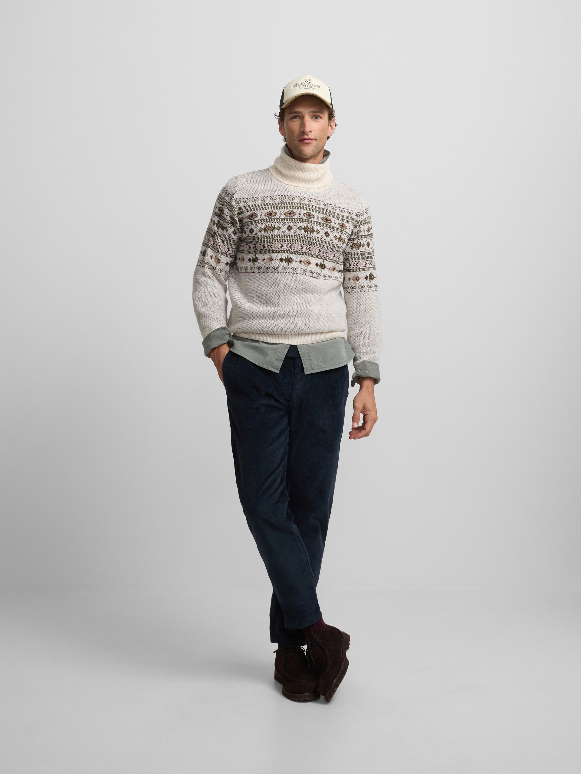 Pull à col roulé jacquard beige clair