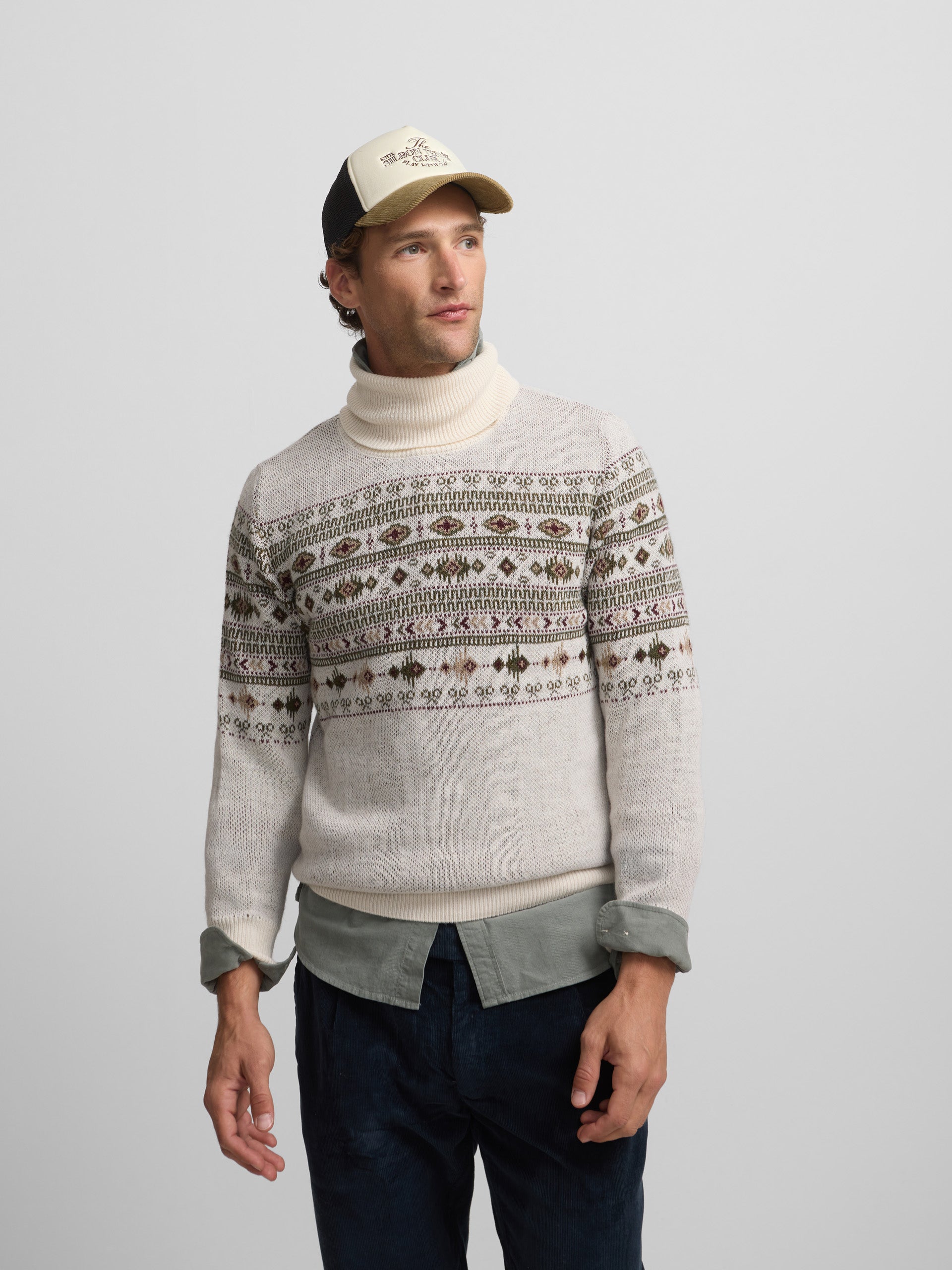 Pull à col roulé jacquard beige clair