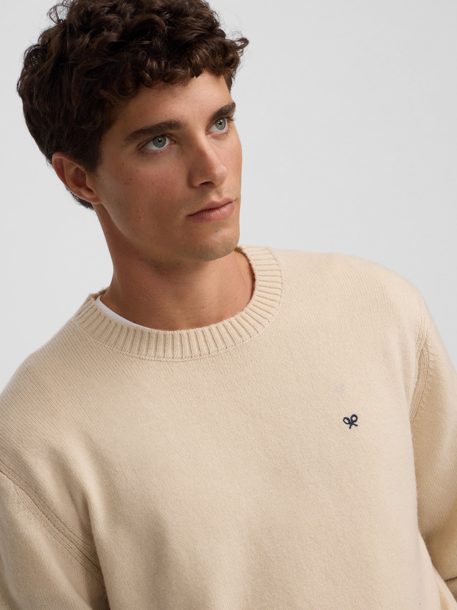 Classic warm cream jersey