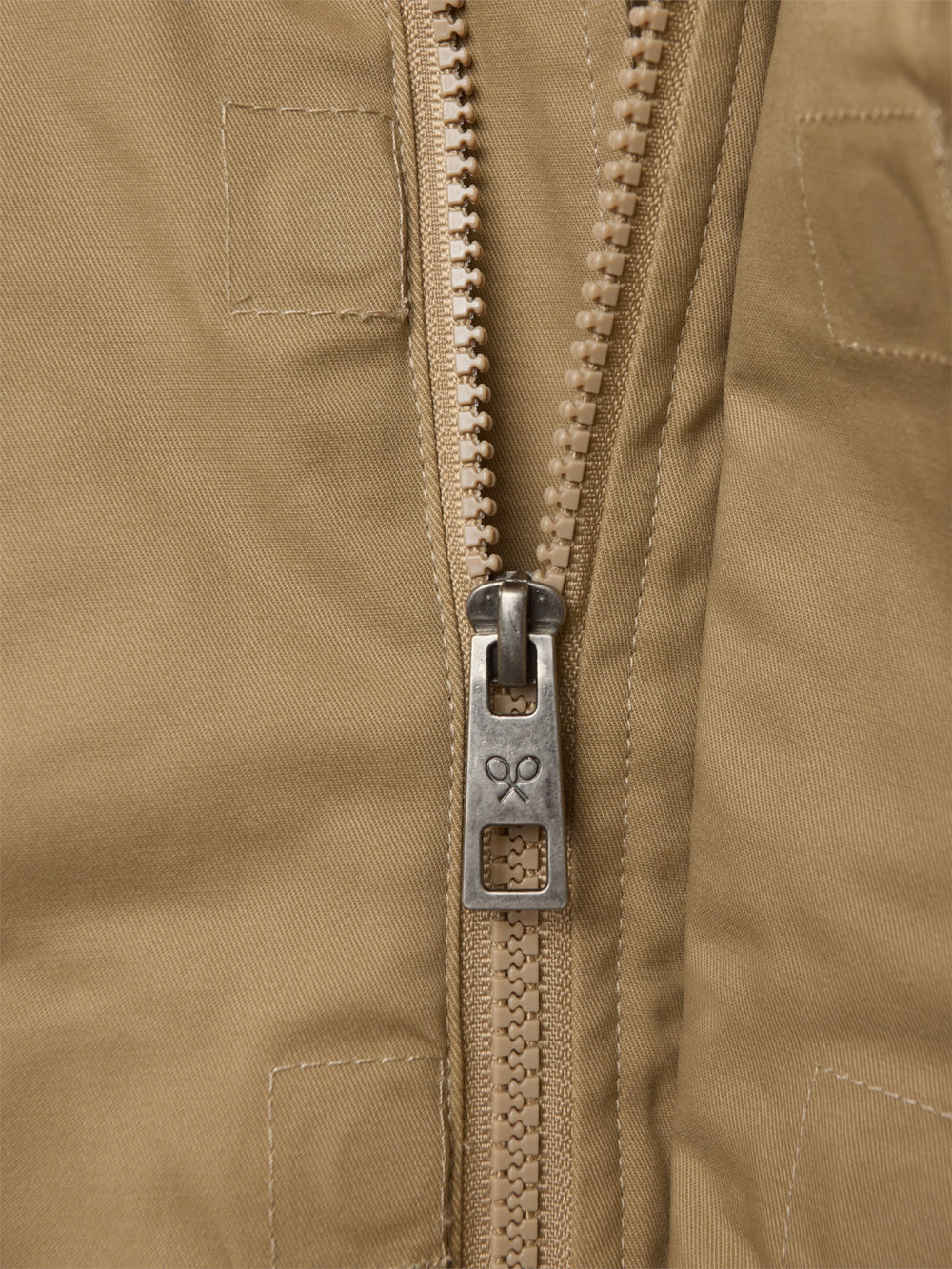 Abrigo kids capucha bolsillos beige medio