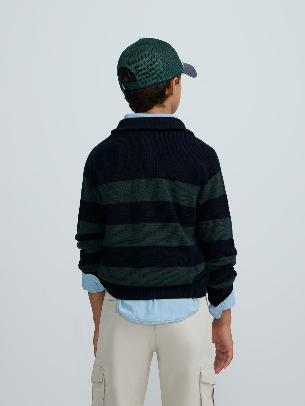 Camisola de criança às riscas com fecho de meio comprimento verde