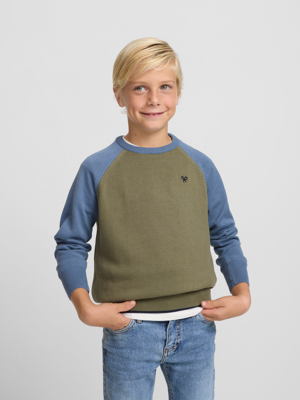 Camisola de criança de mangas azul-celeste