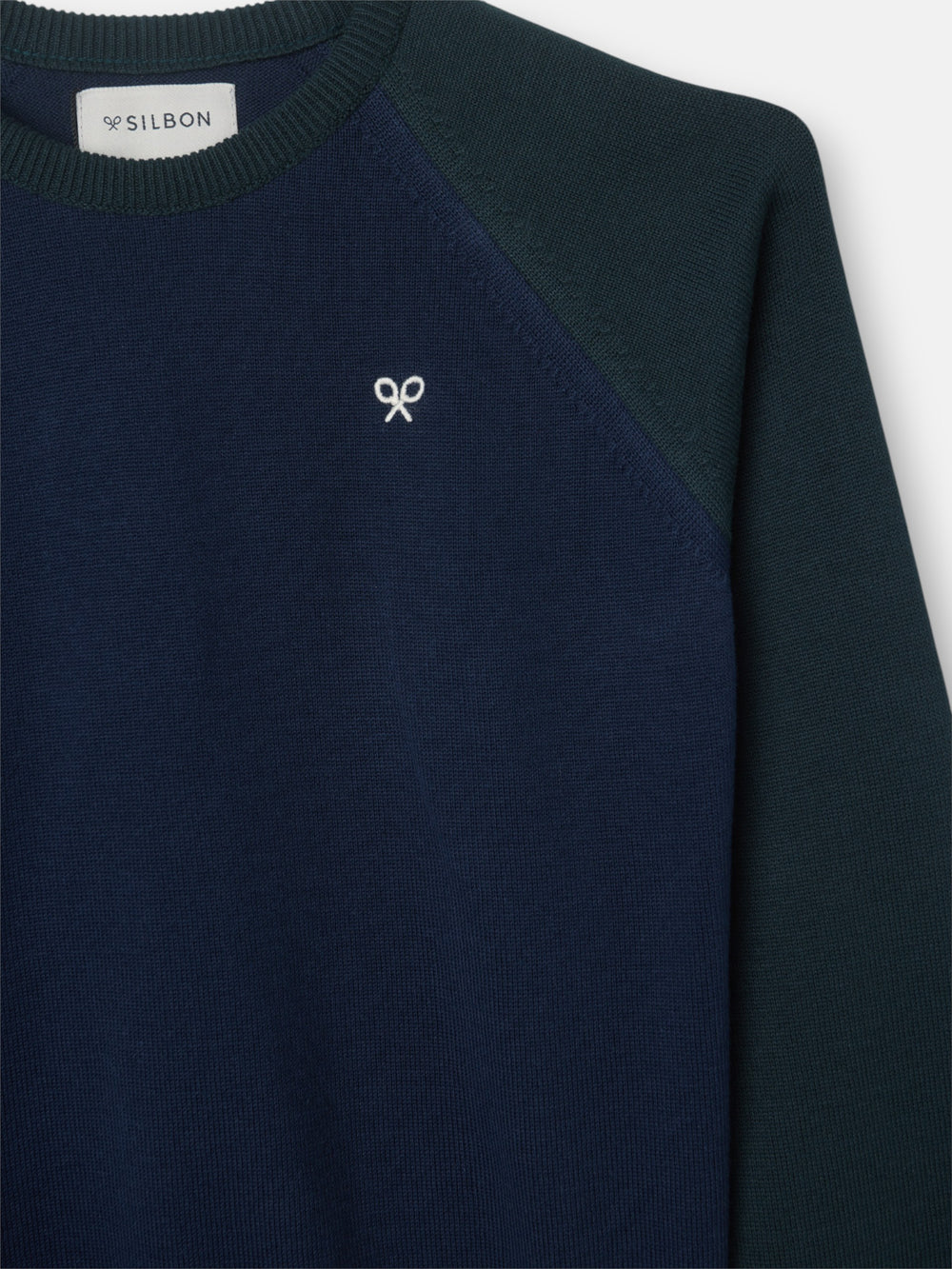 Camisola de criança de mangas verdes