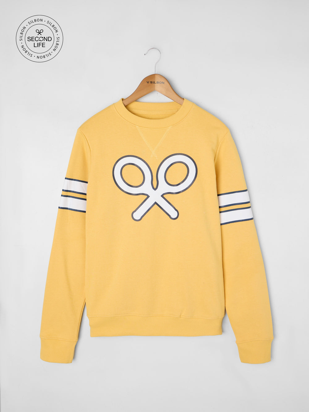 Sweatshirt second life