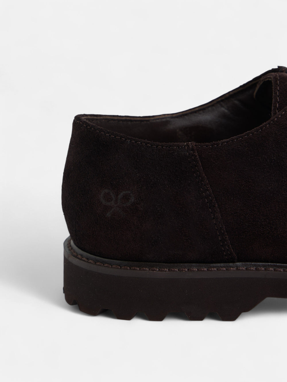 Zapato wallabee serraje marron