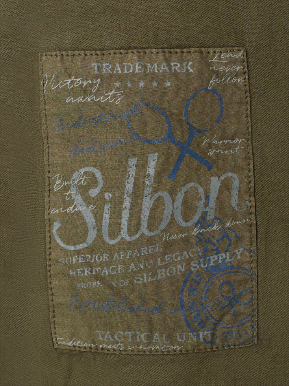 Casaco militar de camuflado verde