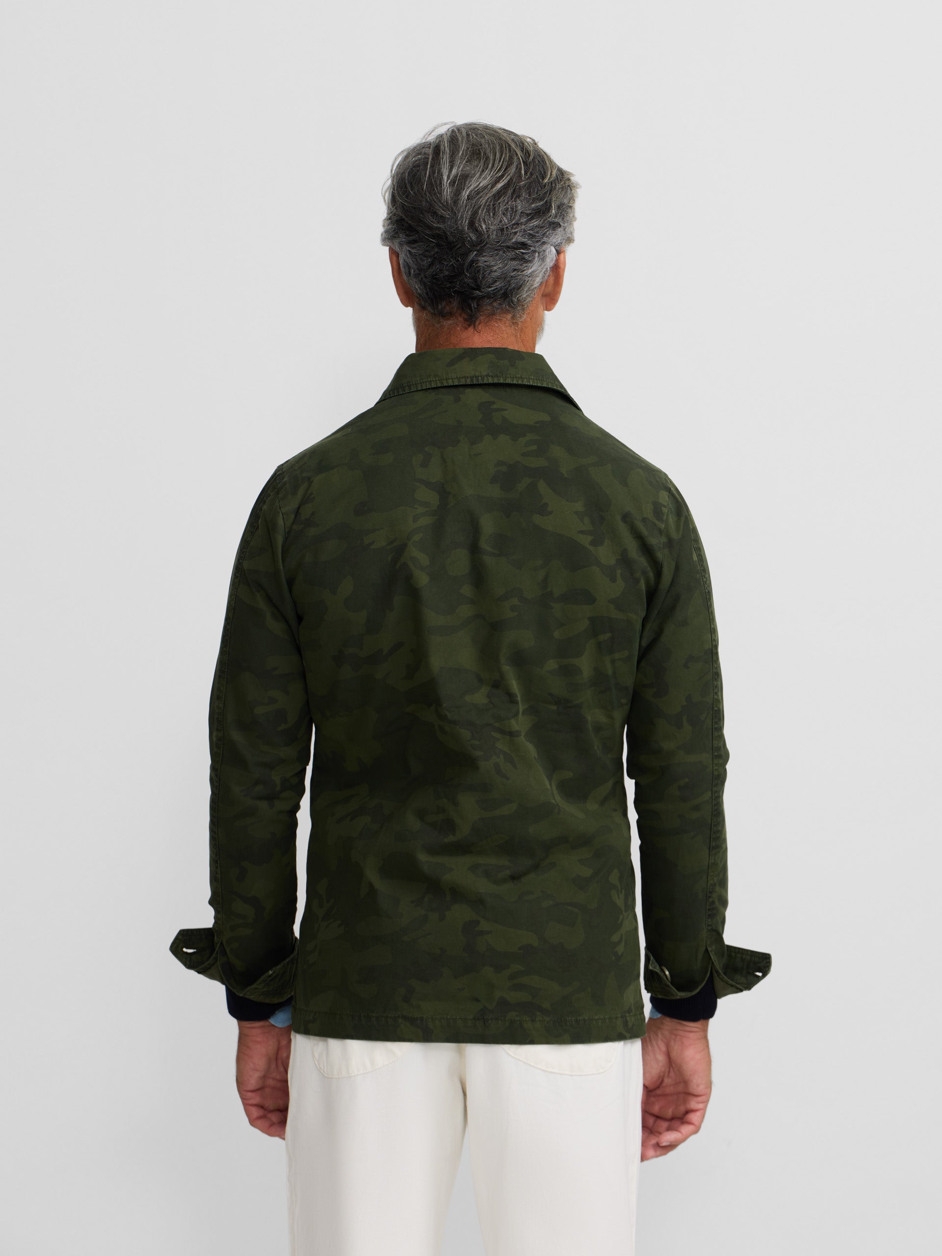 Casaco militar de camuflado verde