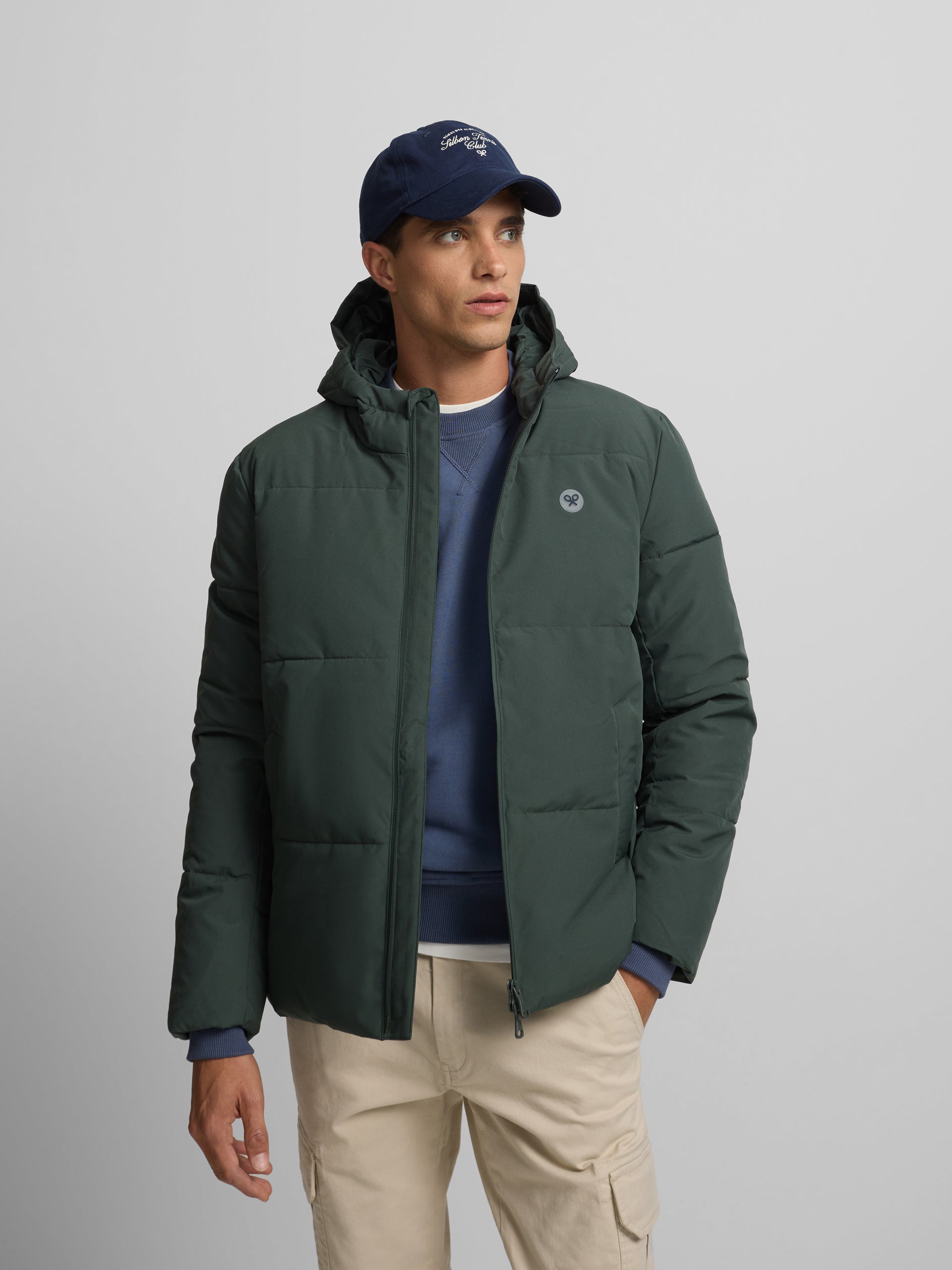 Manteau technique à capuche vert chaud