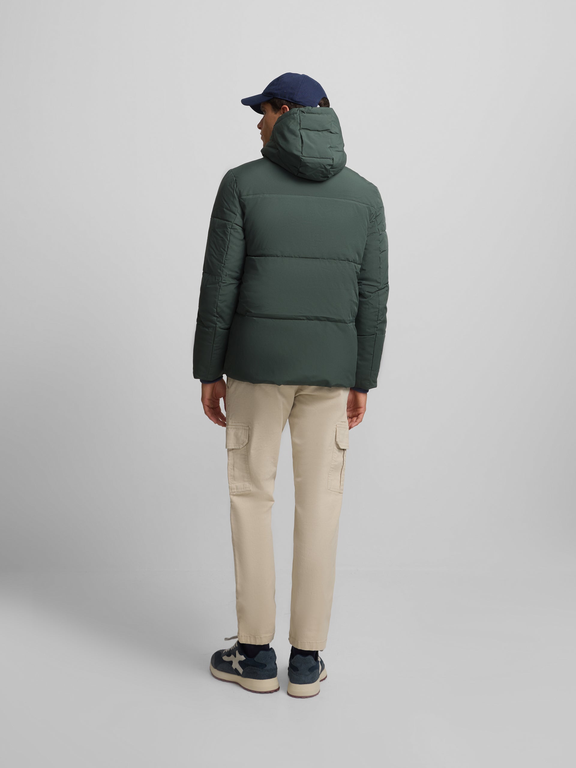Manteau technique à capuche vert chaud