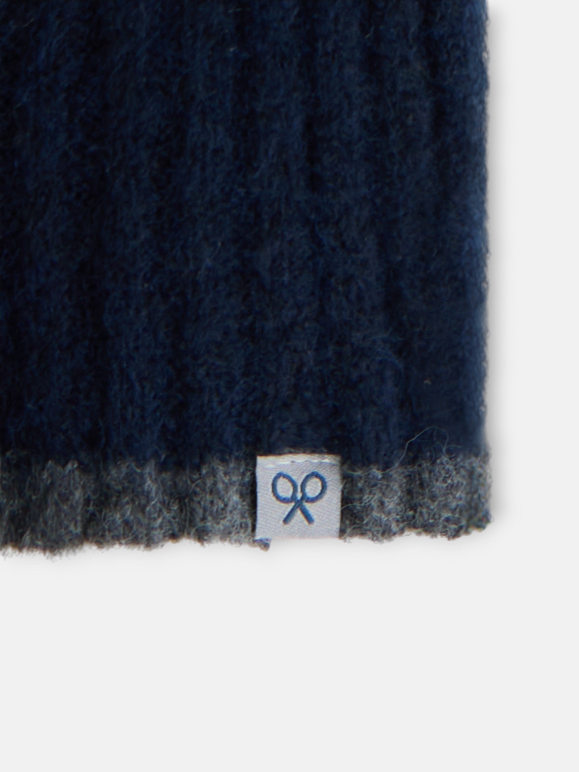 Navy blue contrast striped knit scarf