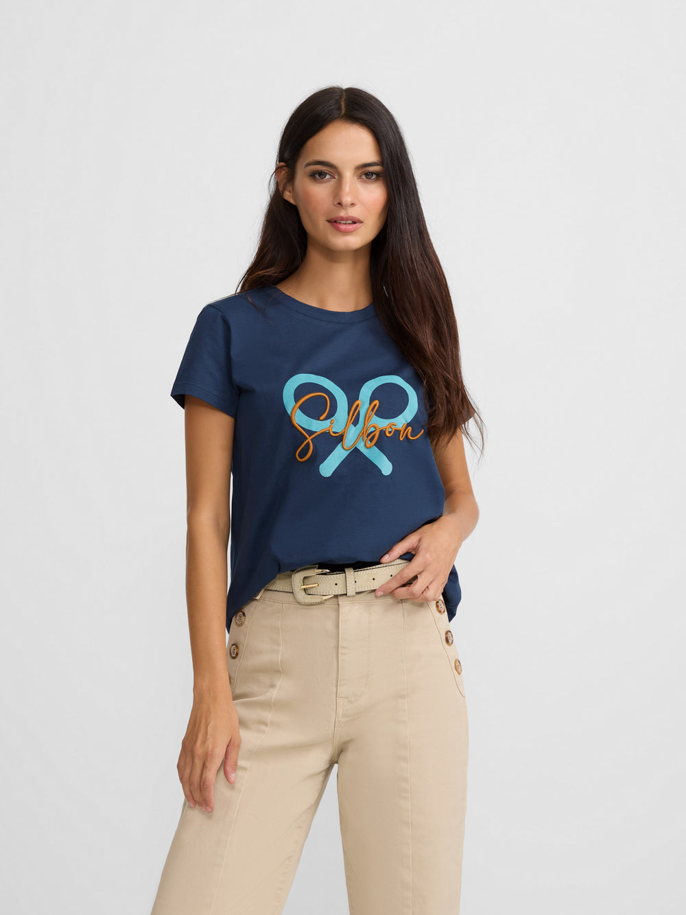 T-shirt classique bleu marine pour femme avec motif raquette