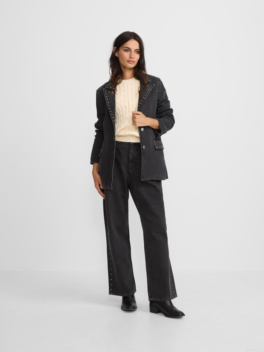 Blazer de ganga cinzento com tachas