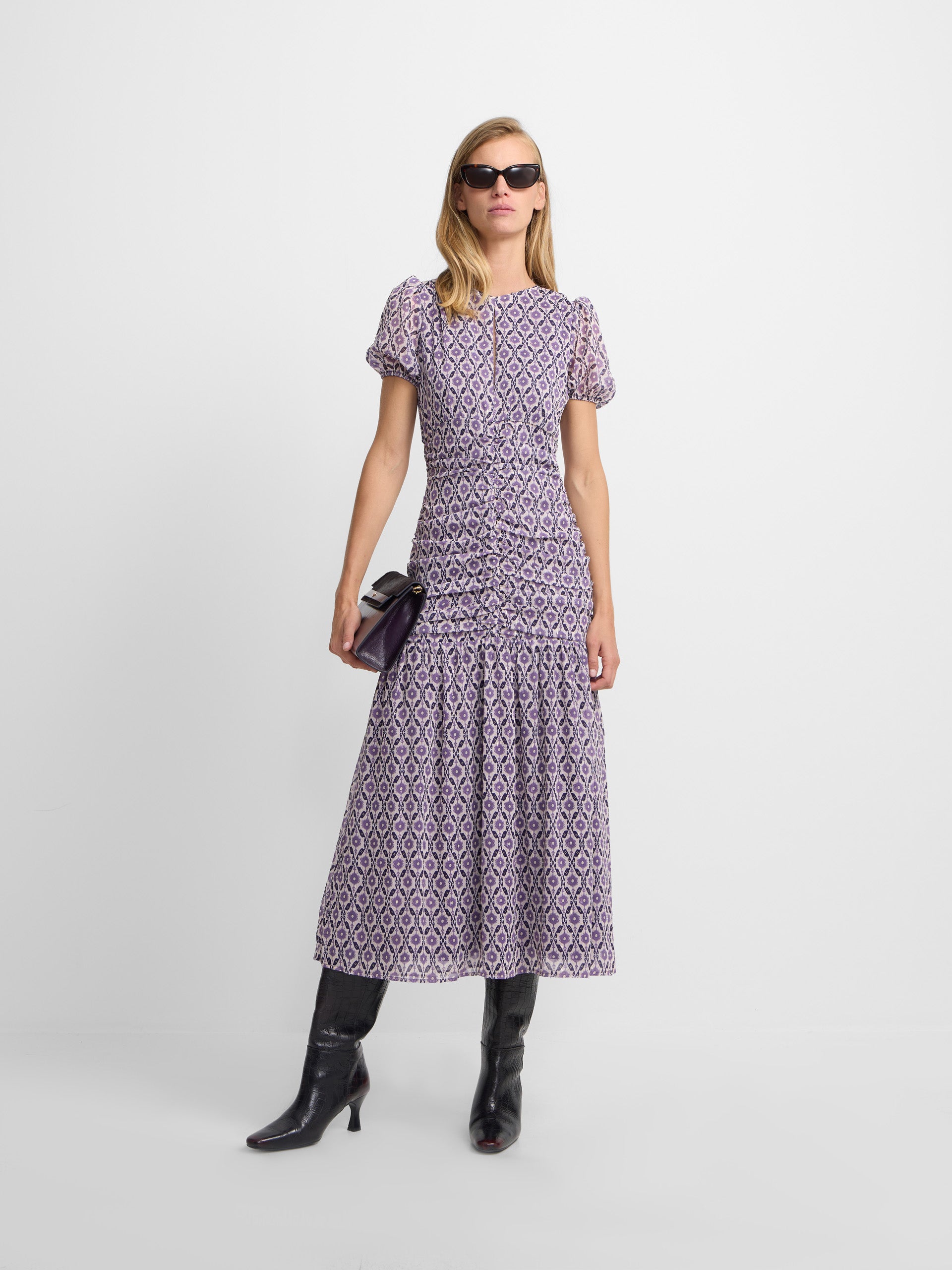 Vestido comprido franzido estampado malva