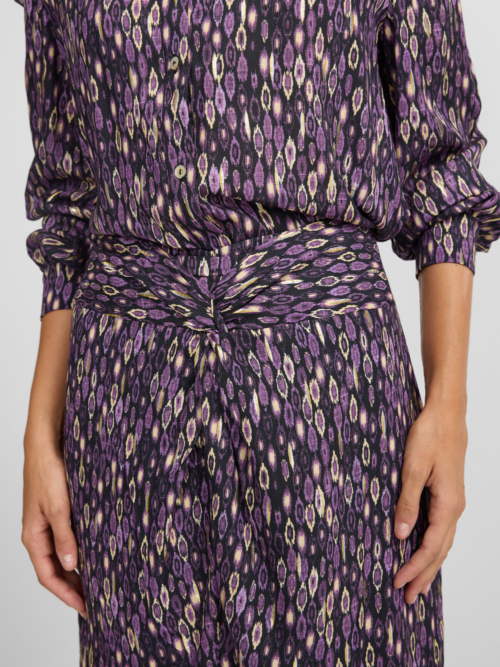 Falda midi abertura estampado ikat morados