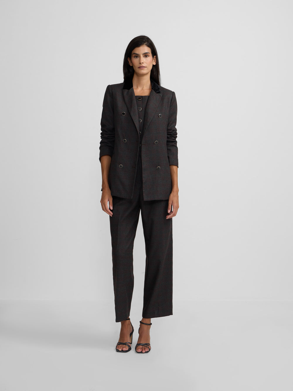 Blazer cruzado aos quadrados cinzentos e bordeaux