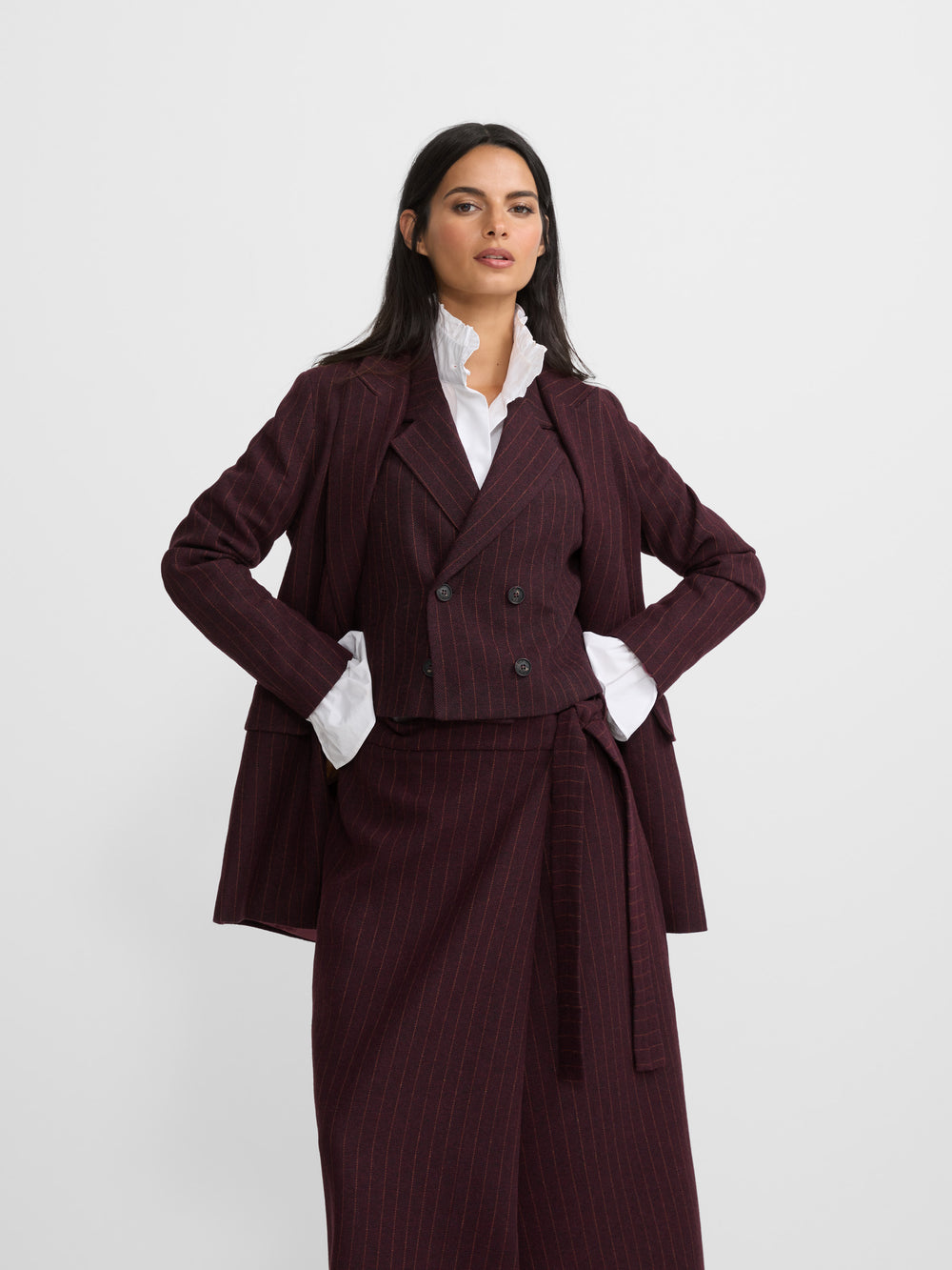 Chaleco raya diplomatica burdeos