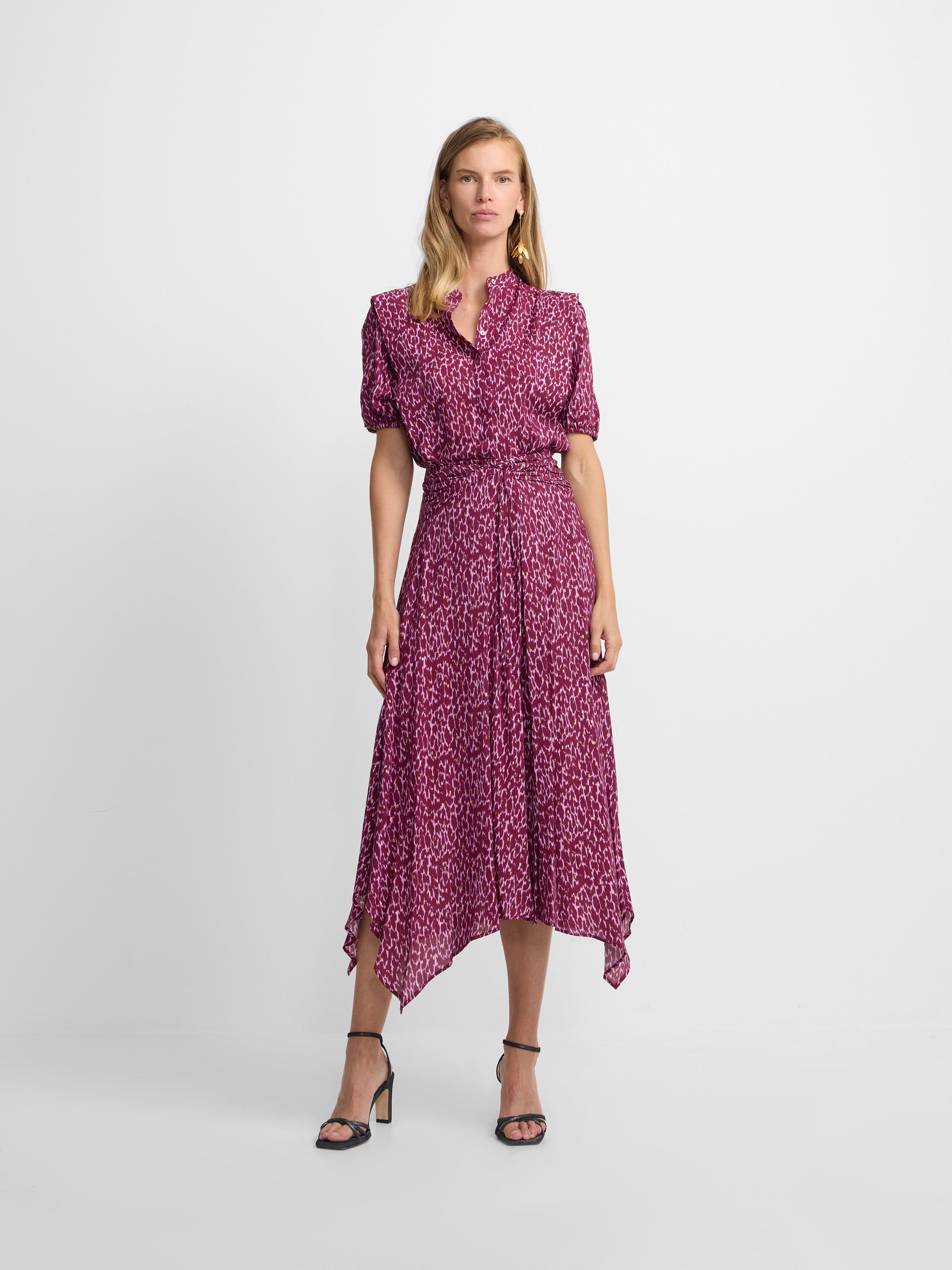 Short-sleeved blouse with purple lurex print