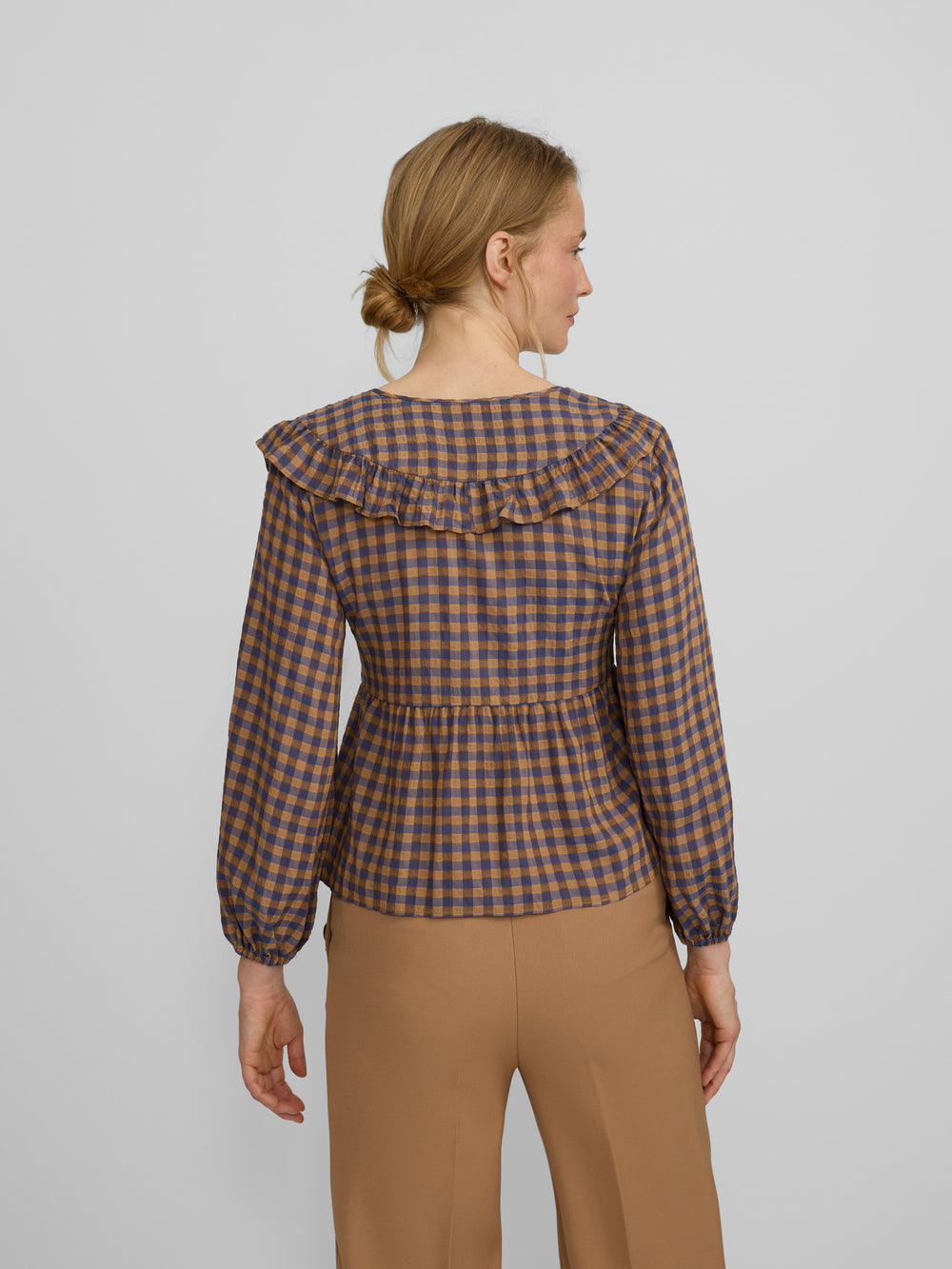 Blue gingham bobo collar blouse