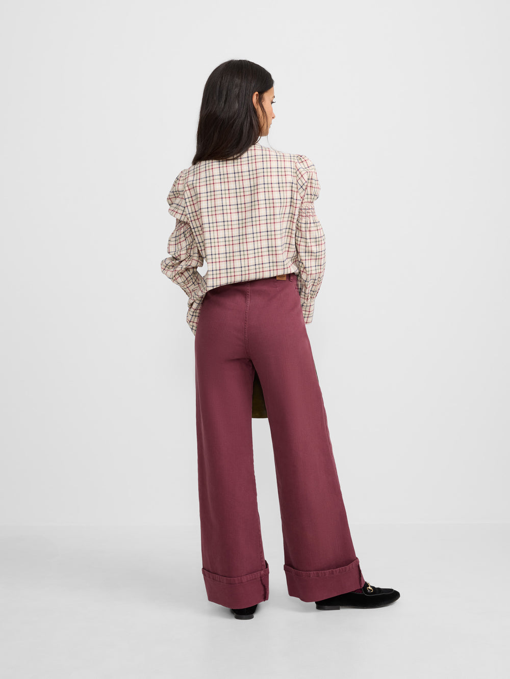 Pantalon denim cinturon trenza granate