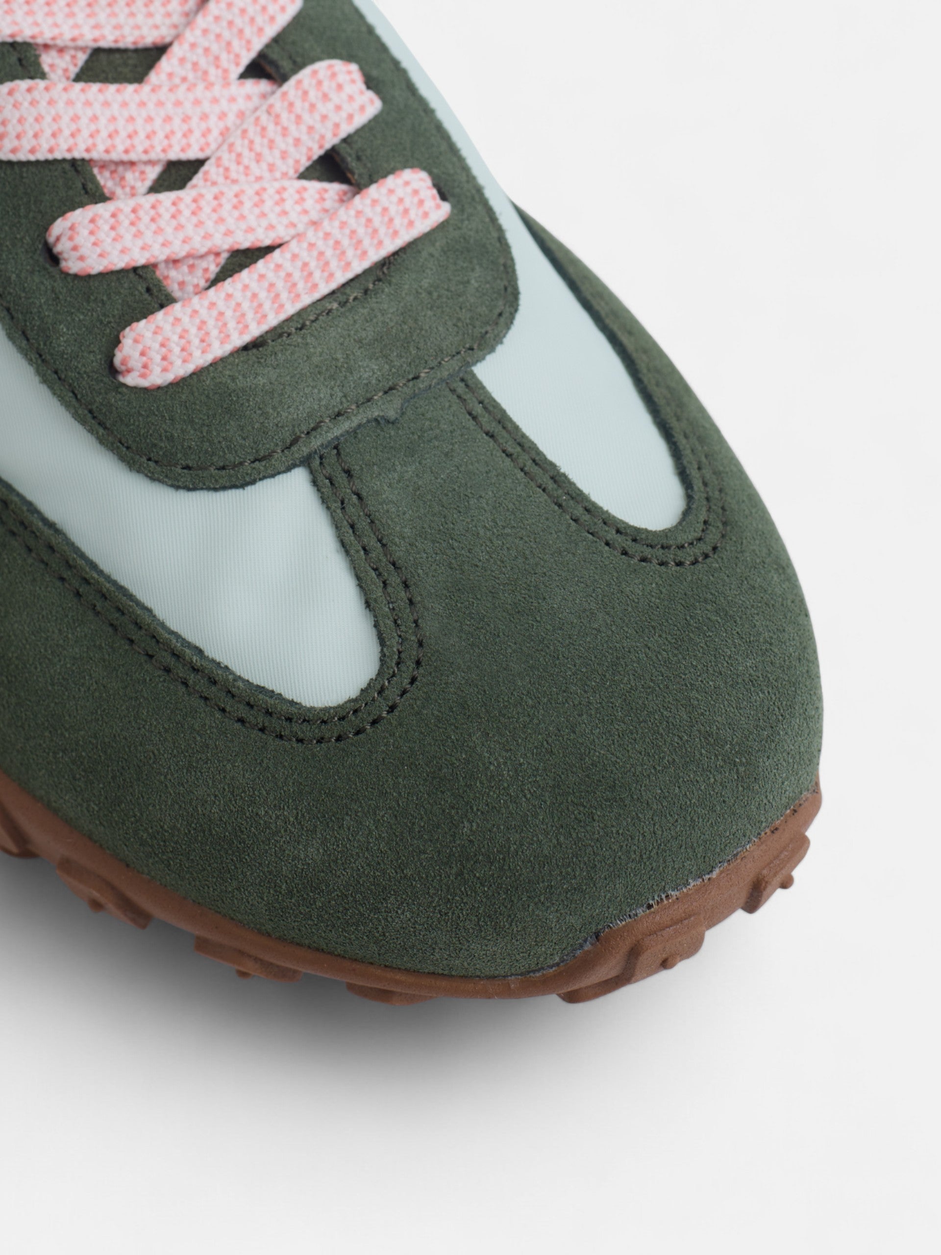 Zapatilla running rosa y verde