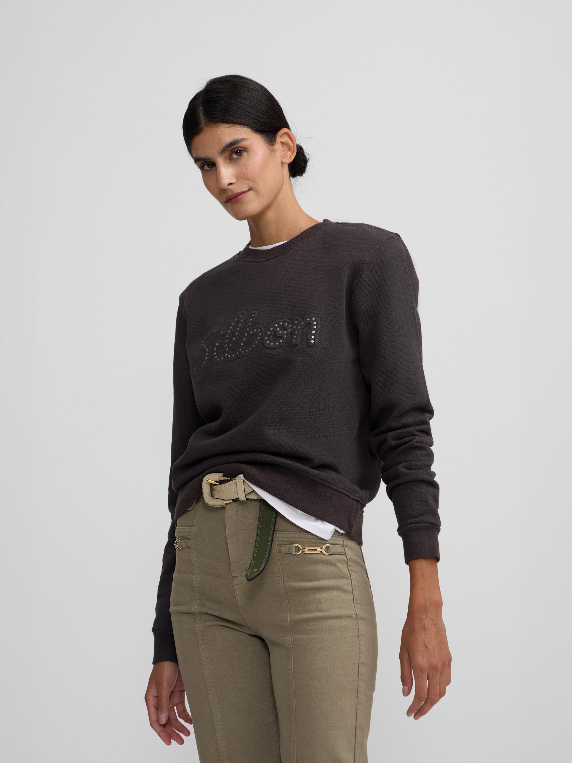 Sudadera woman silbon tachas negra