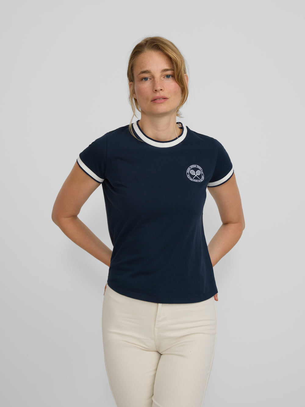 T-shirt mulher varsity azul-marinho