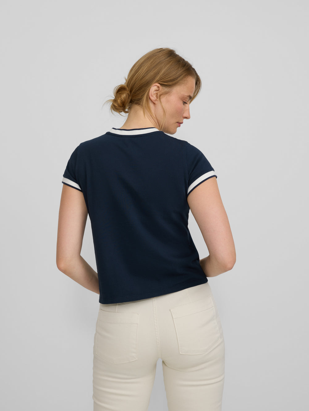 T-shirt mulher varsity azul-marinho